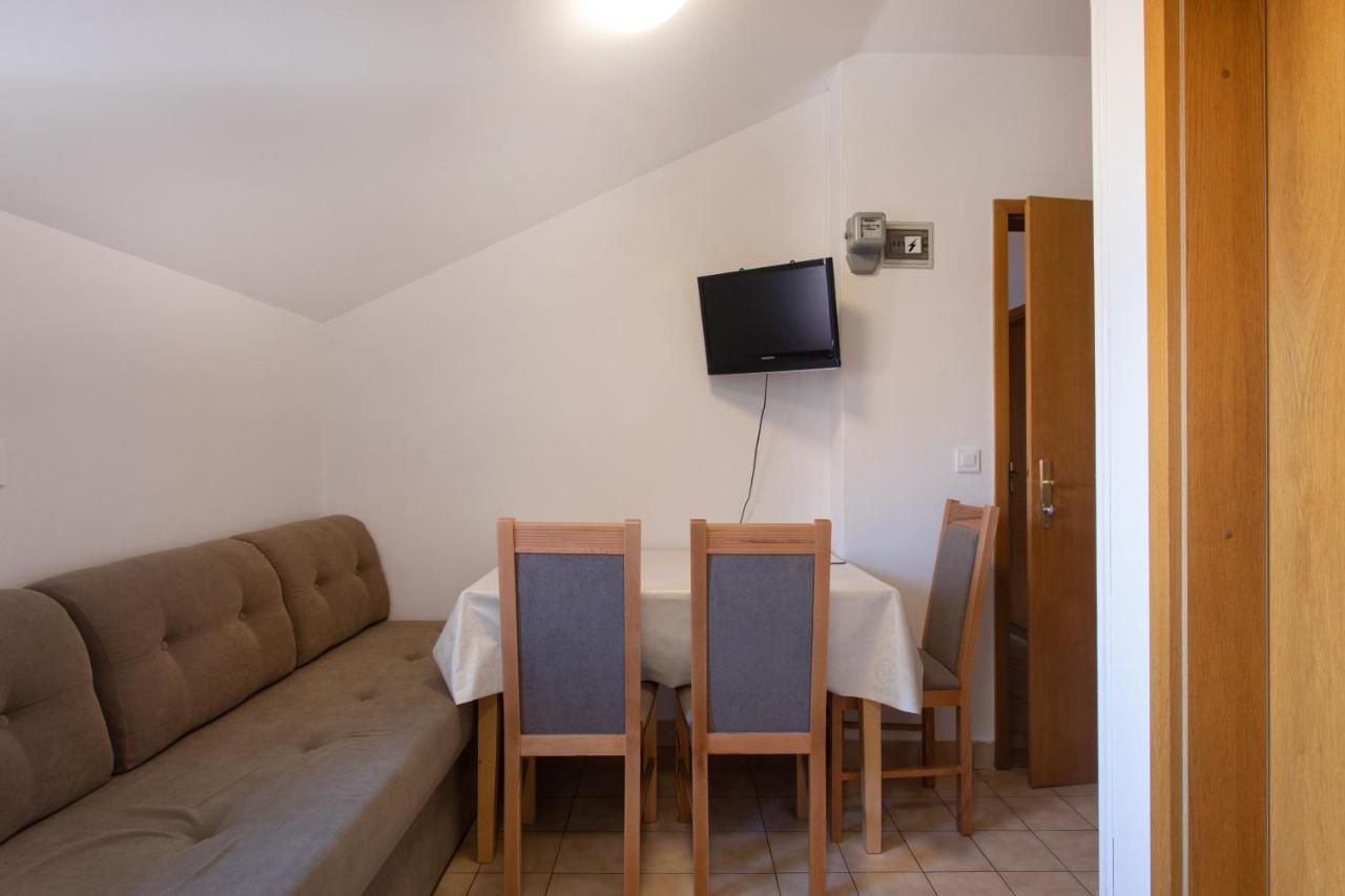 Apartmaji Pri Perotu Izola Luaran gambar