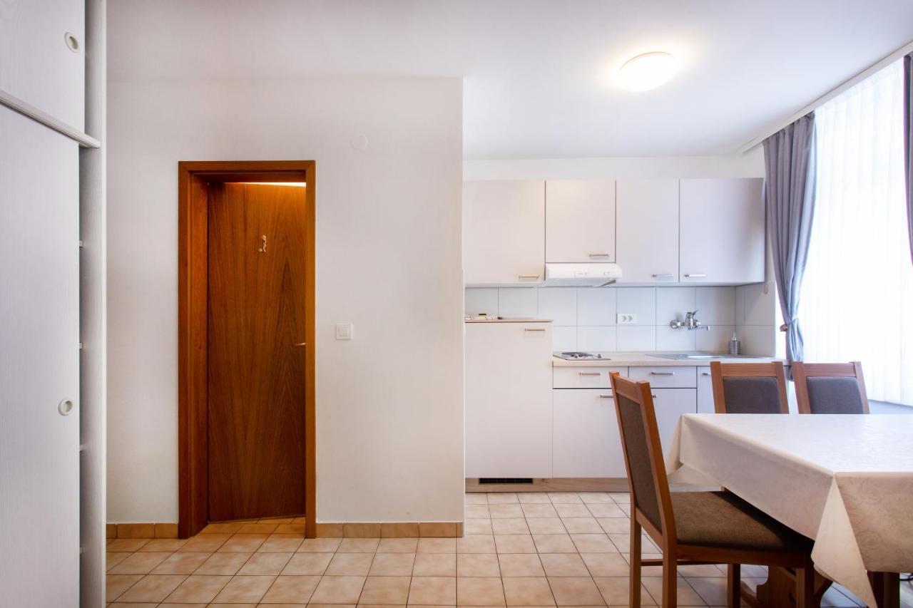 Apartmaji Pri Perotu Izola Luaran gambar