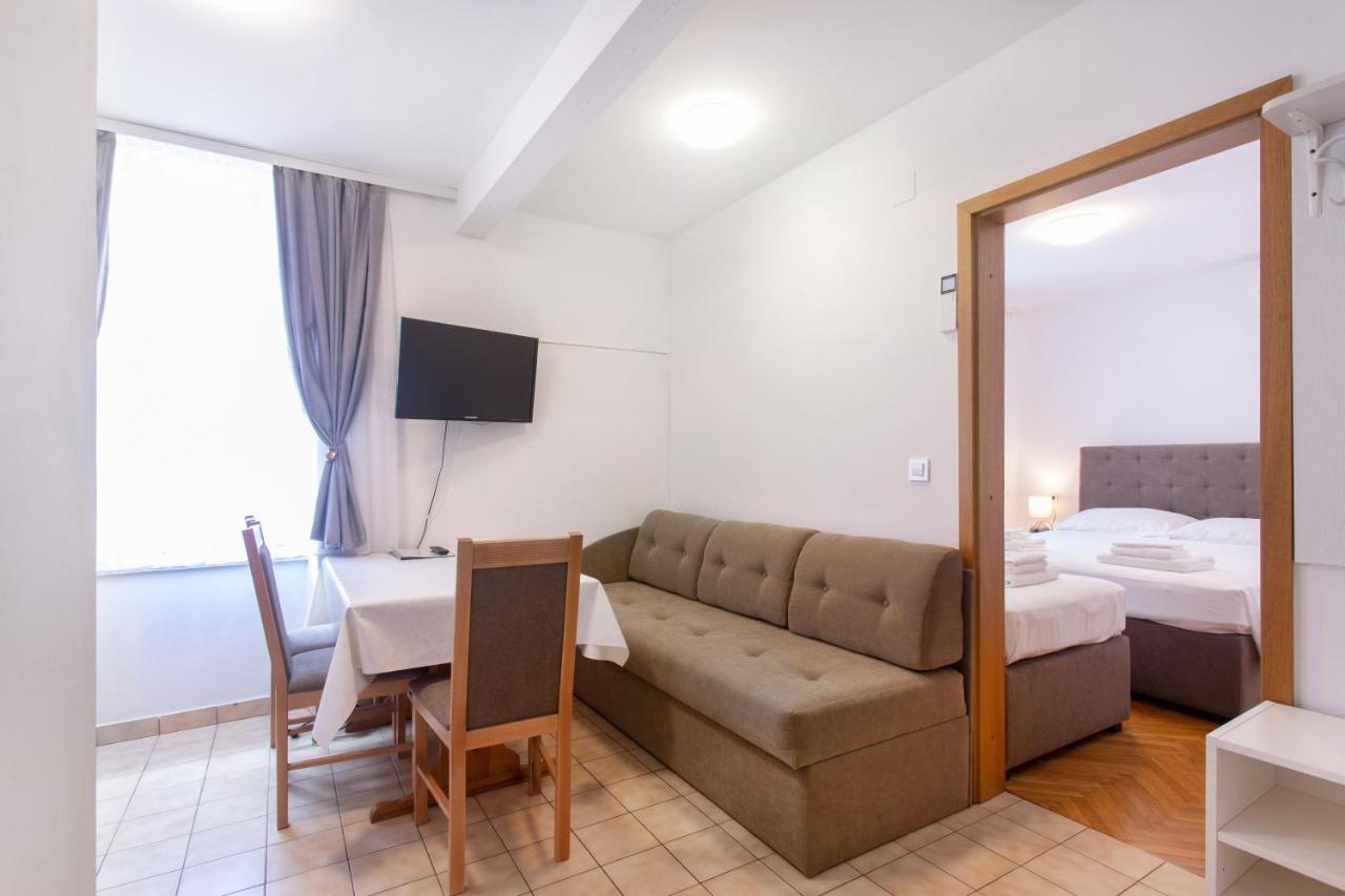 Apartmaji Pri Perotu Izola Luaran gambar
