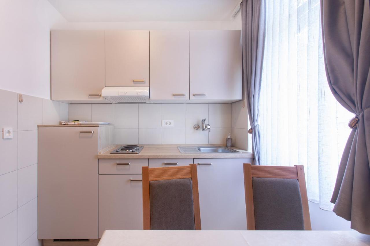 Apartmaji Pri Perotu Izola Luaran gambar